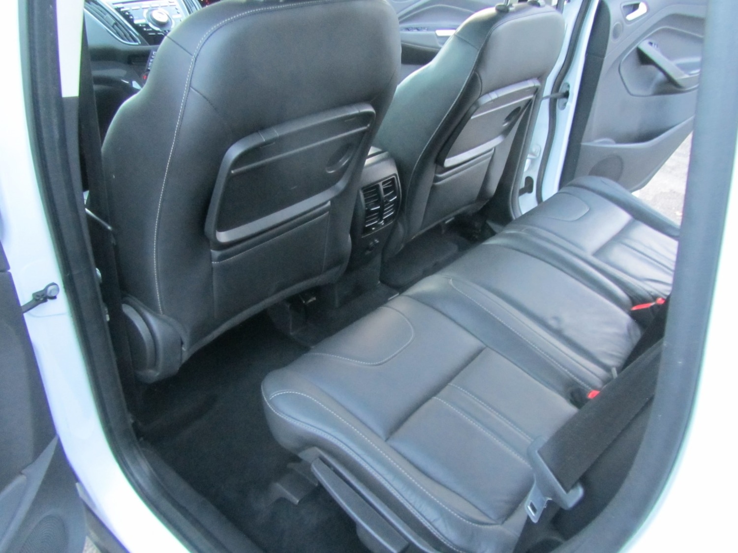 Used Ford Kuga 2015 for sale - 75615839: Photo 26