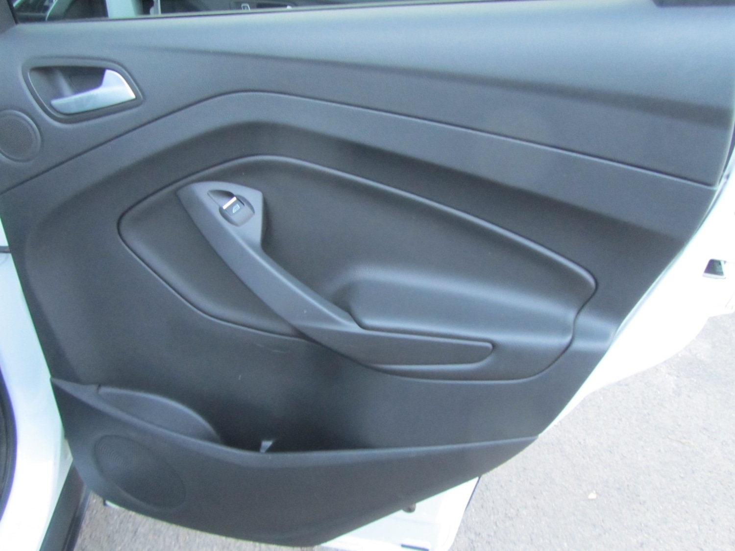 Used Ford Kuga 2015 for sale - 75615839: Photo 29