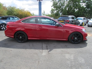 Used Mercedes-Benz C Class 2014 for sale - 79575399: Photo