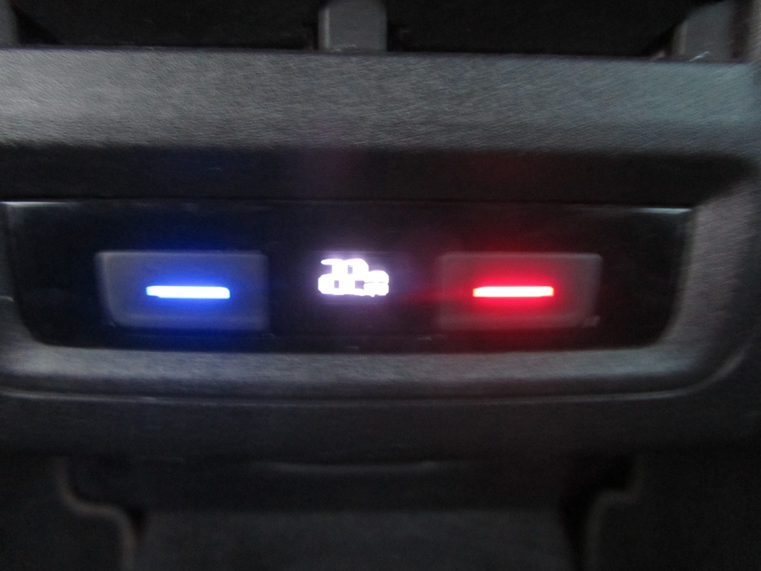 Used Volkswagen Golf 2020 for sale - 76963251: Photo 32