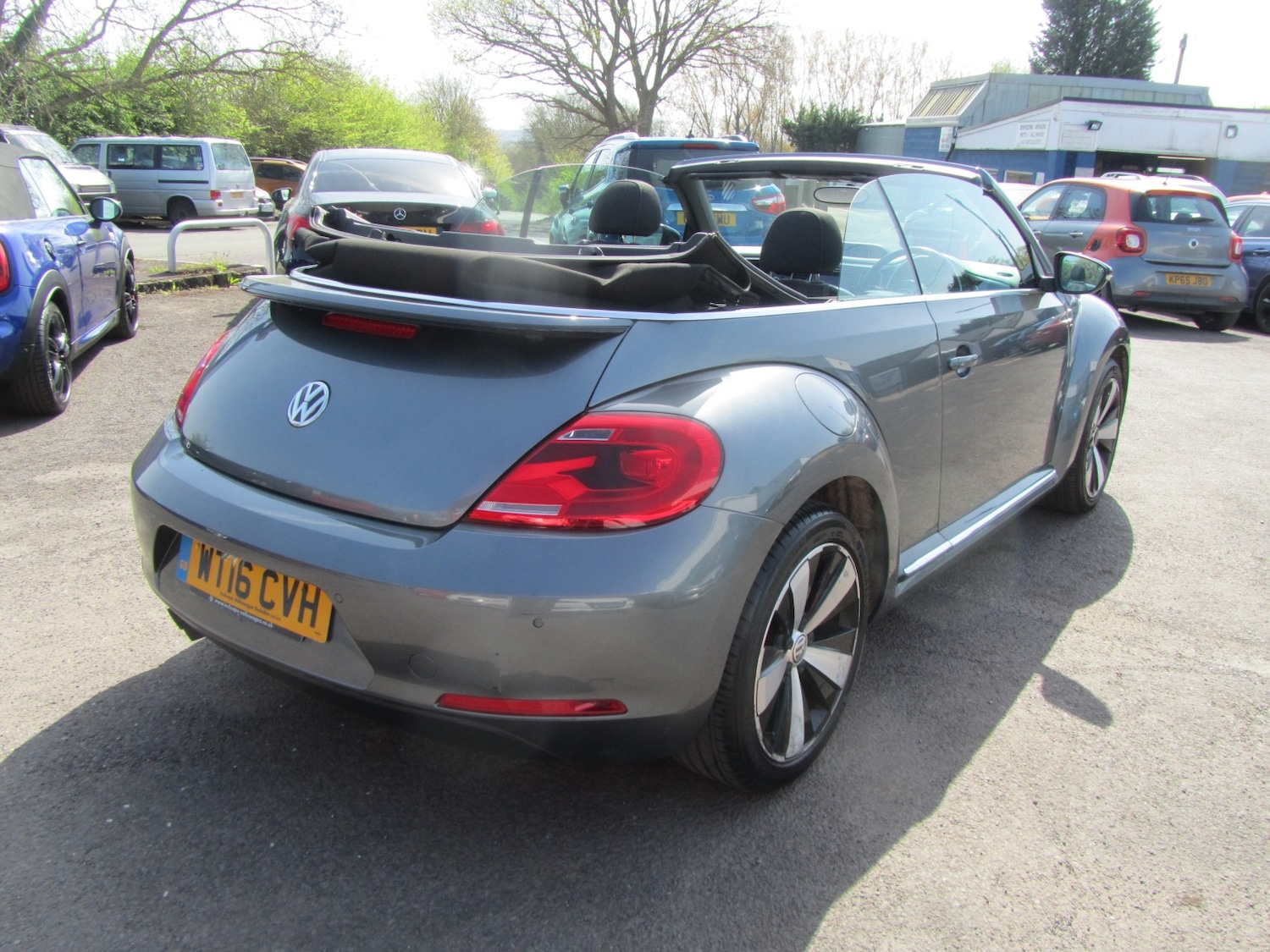 Used Volkswagen Beetle 2016 for sale - 78182931: Photo 3