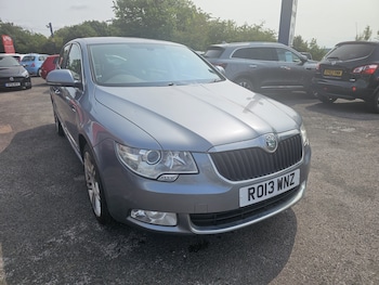 Used Skoda Superb 2013 for sale - 79259185: Photo