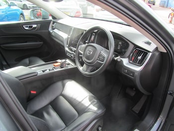 Used Volvo XC60 2021 for sale - 78646857: Photo