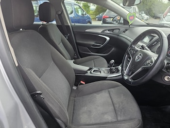 Used Vauxhall Insignia 2015 for sale - 75681565: Photo