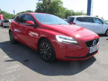 2017 - T2 [122] Momentum Nav Plus 5dr