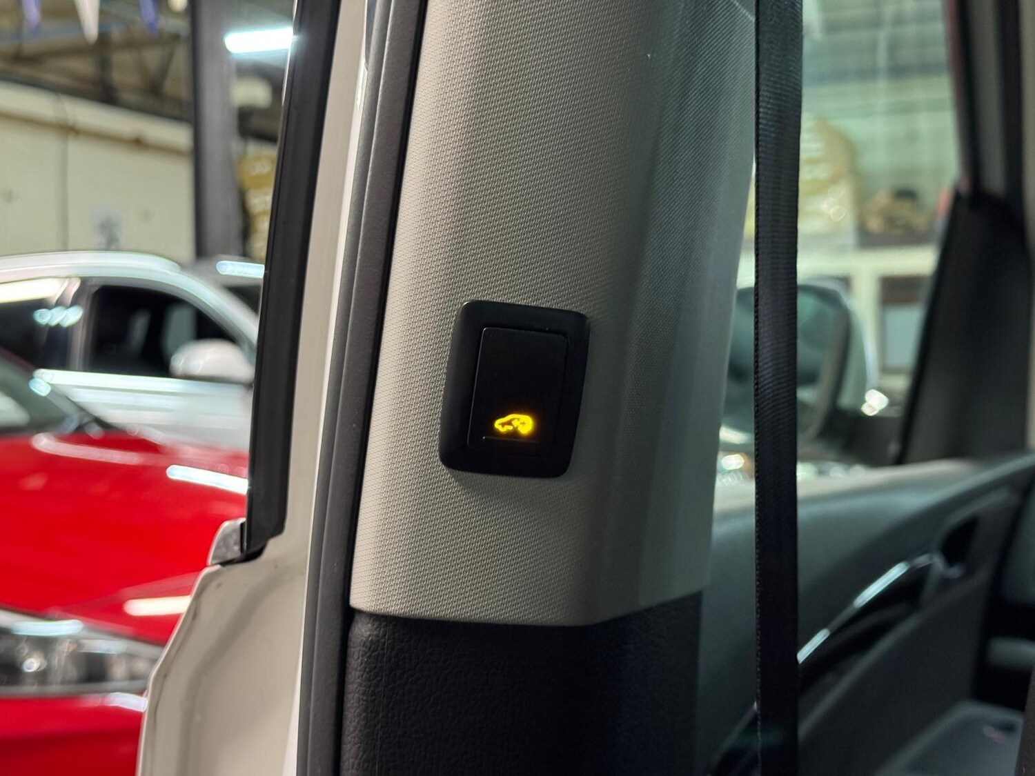 Used Volkswagen Sharan for sale - 76538338: Photo 33