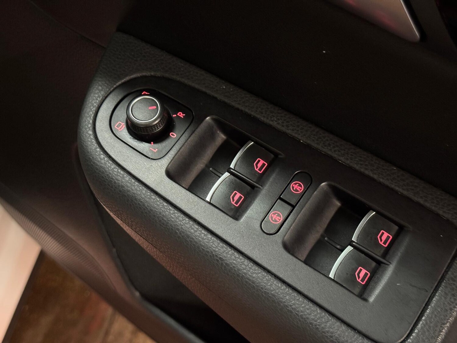 Used Volkswagen Sharan for sale - 76538338: Photo 44