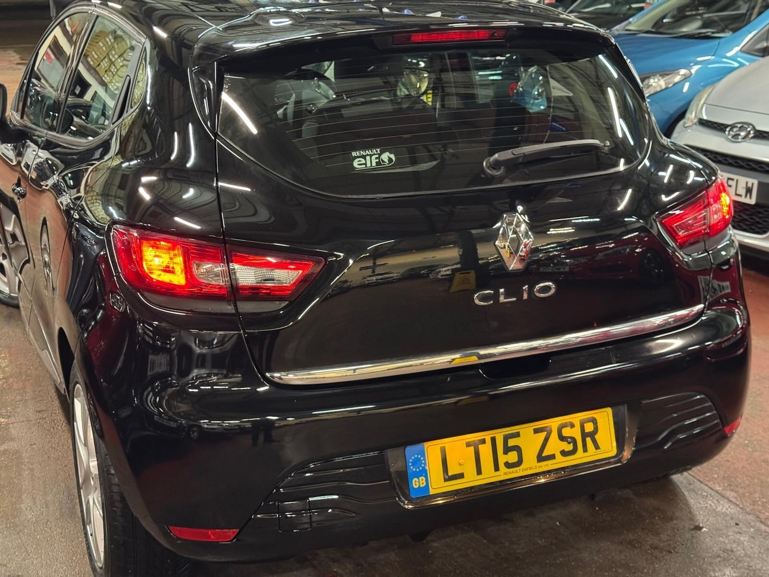 Used Renault Clio 2015 for sale - 76887152: Photo 14