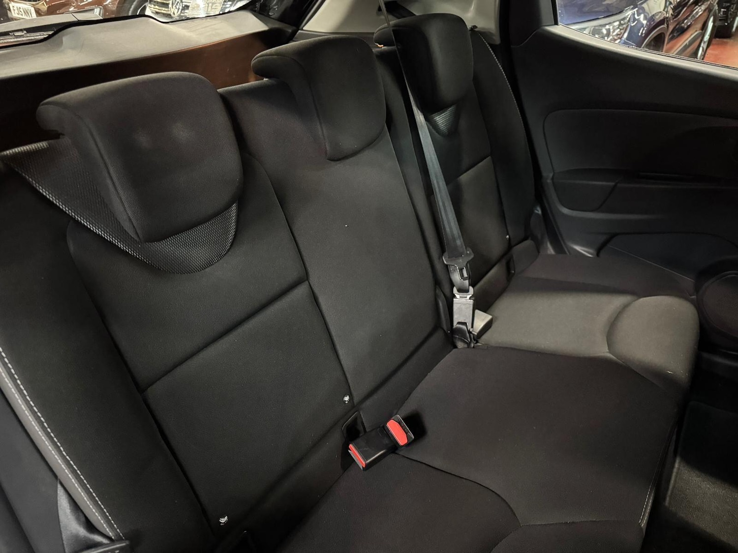 Used Renault Clio 2015 for sale - 76887152: Photo 25