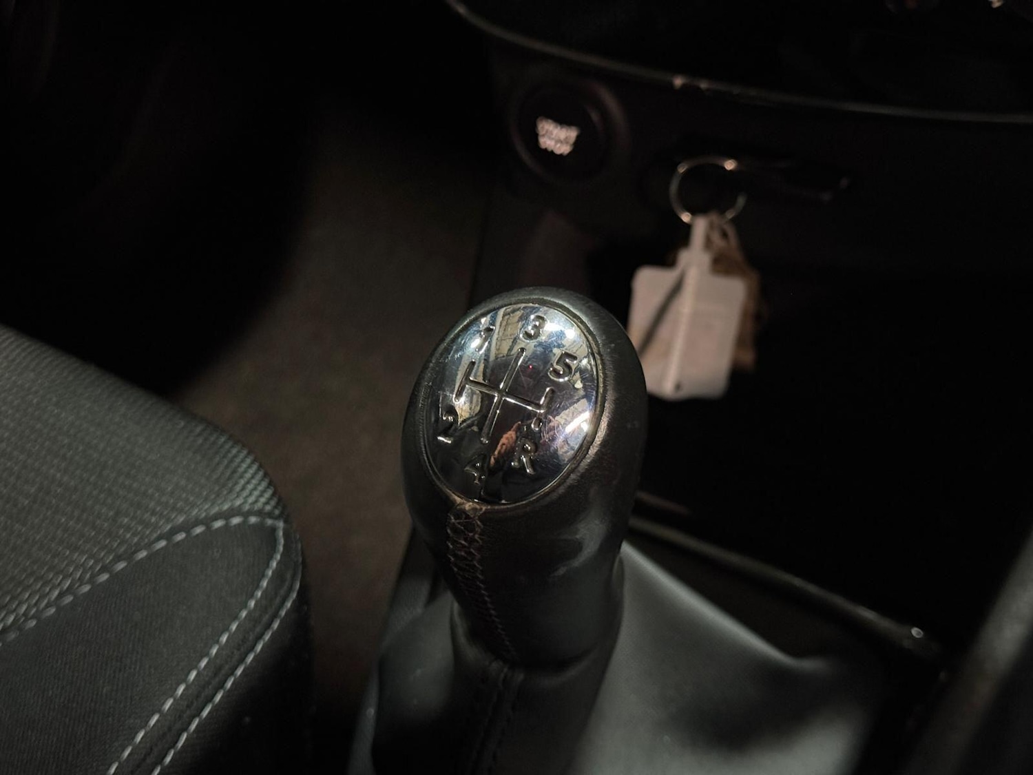 Used Renault Clio 2015 for sale - 76887152: Photo 45