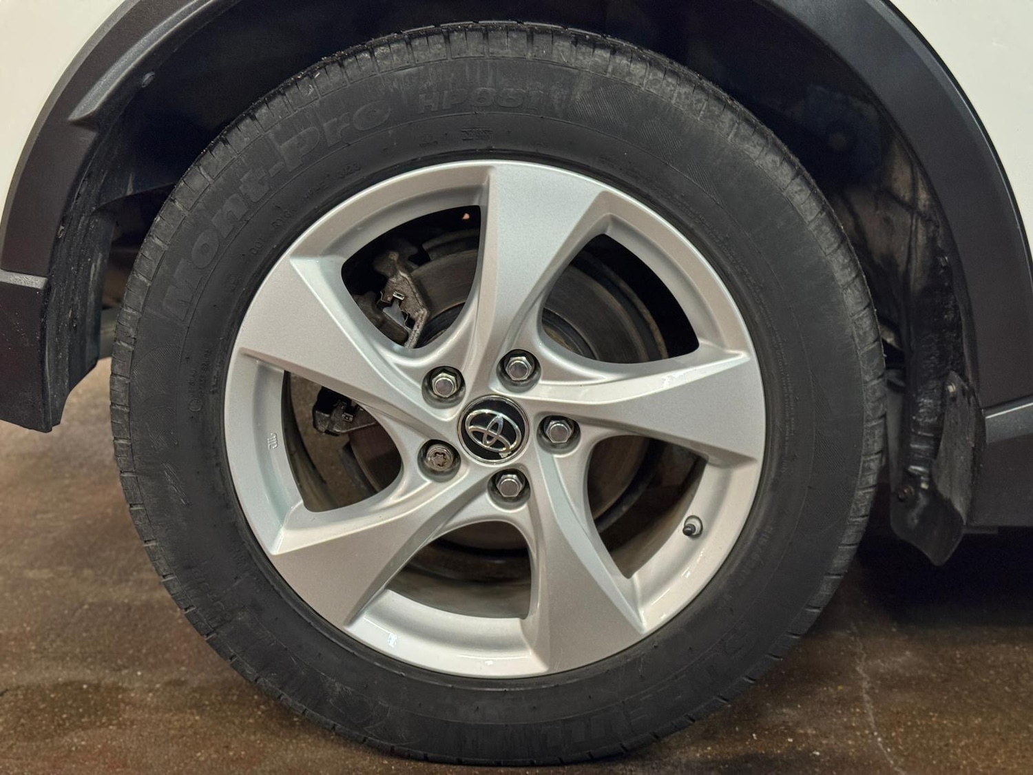 Used Toyota C-HR 2019 for sale - 77156072: Photo 19