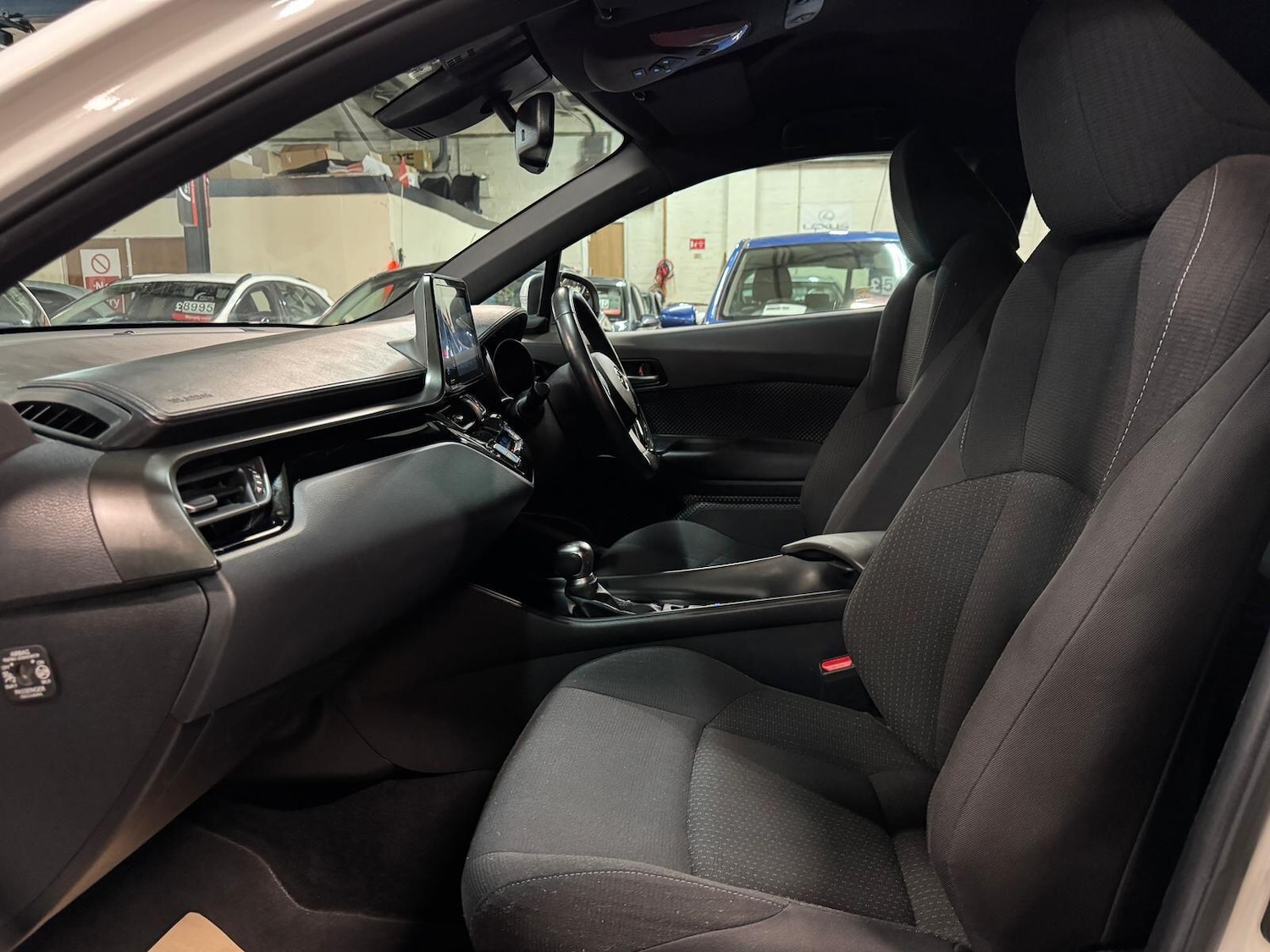 Used Toyota C-HR 2019 for sale - 77156072: Photo 23