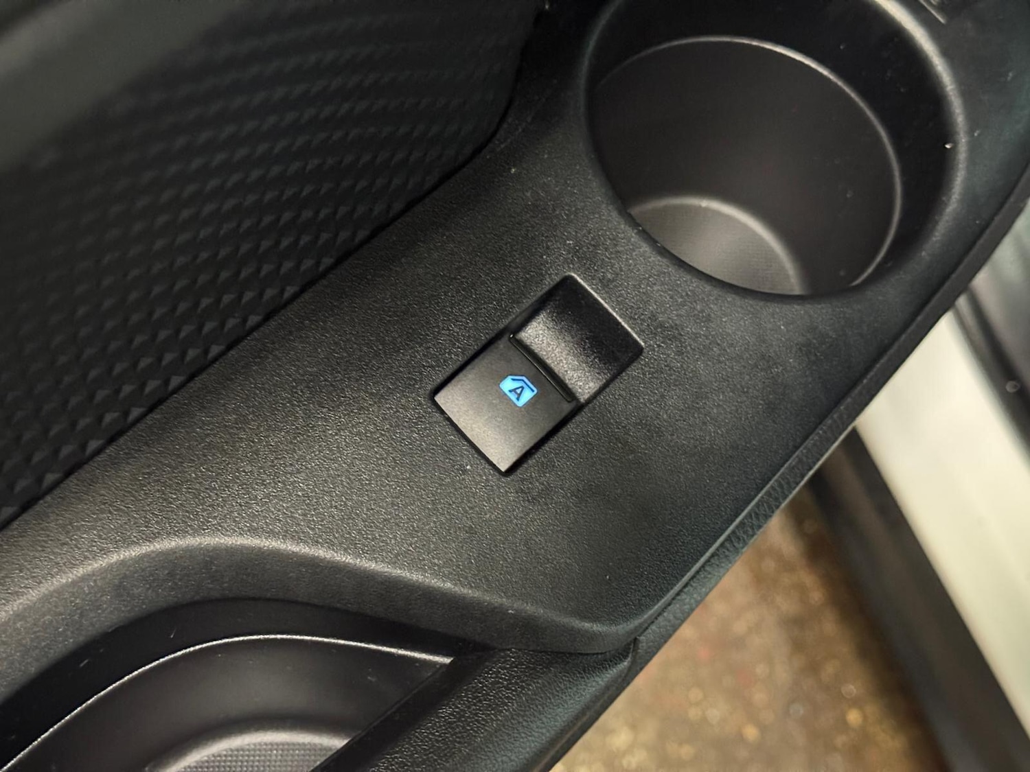 Used Toyota C-HR 2019 for sale - 77156072: Photo 33