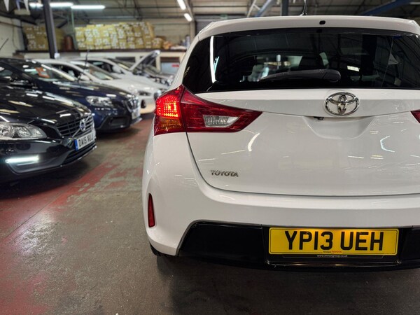 Used Toyota Auris 2013 for sale - 75599936: Photo 12