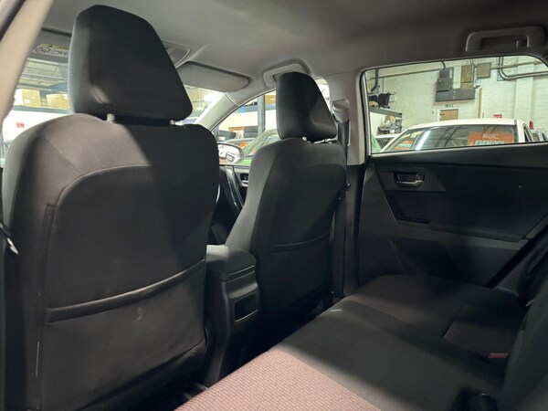 Used Toyota Auris 2013 for sale - 75599936: Photo 25