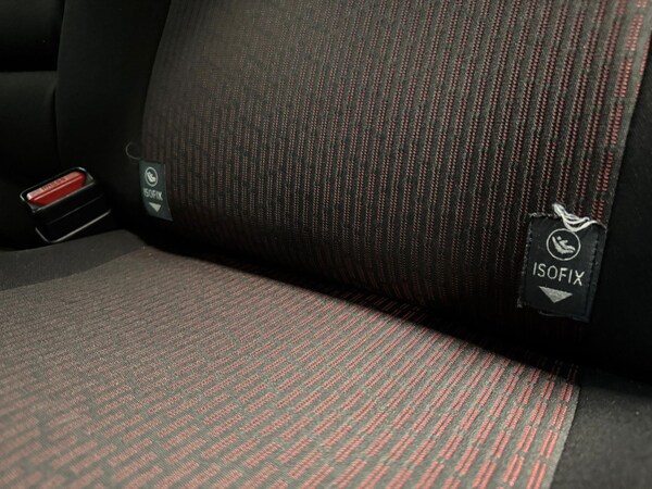 Used Toyota Auris 2013 for sale - 75599936: Photo 27