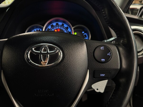 Used Toyota Auris 2013 for sale - 75599936: Photo 32