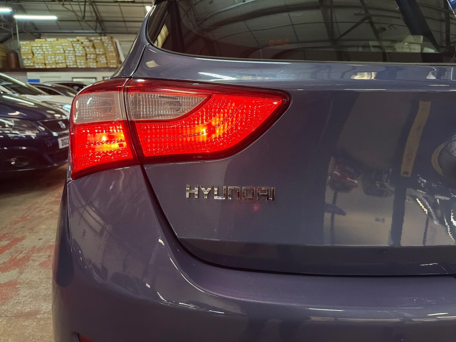 Used Hyundai i30 2013 for sale - 76425369: Photo 14