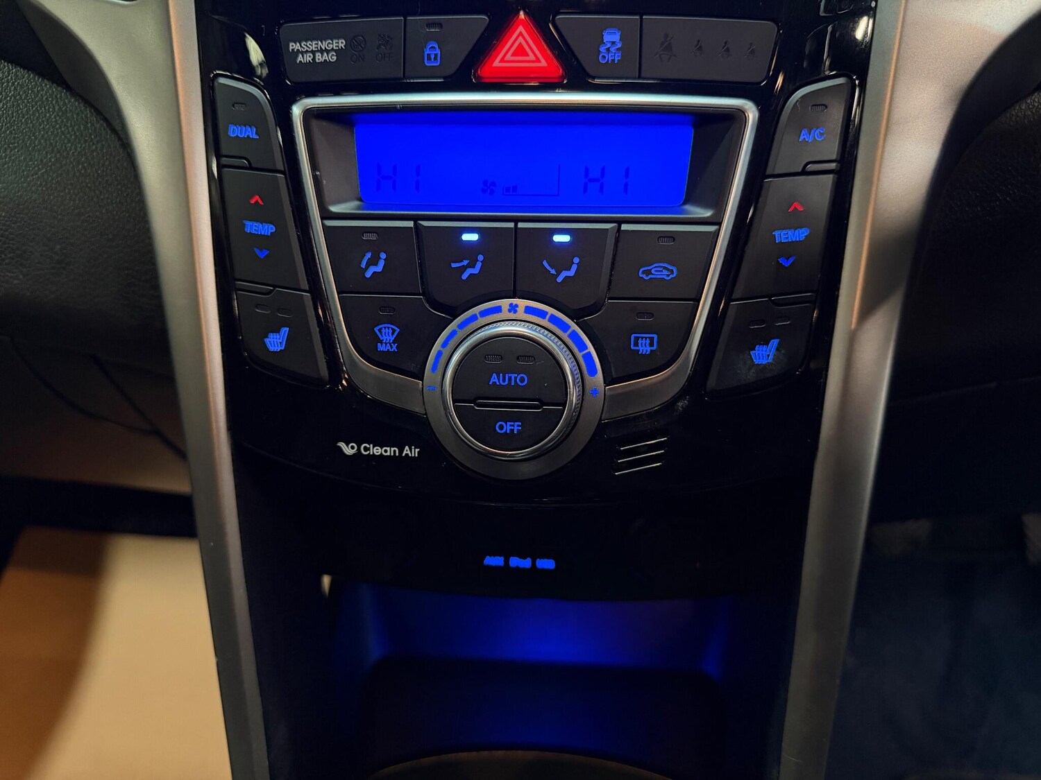 Used Hyundai i30 2013 for sale - 76425369: Photo 34