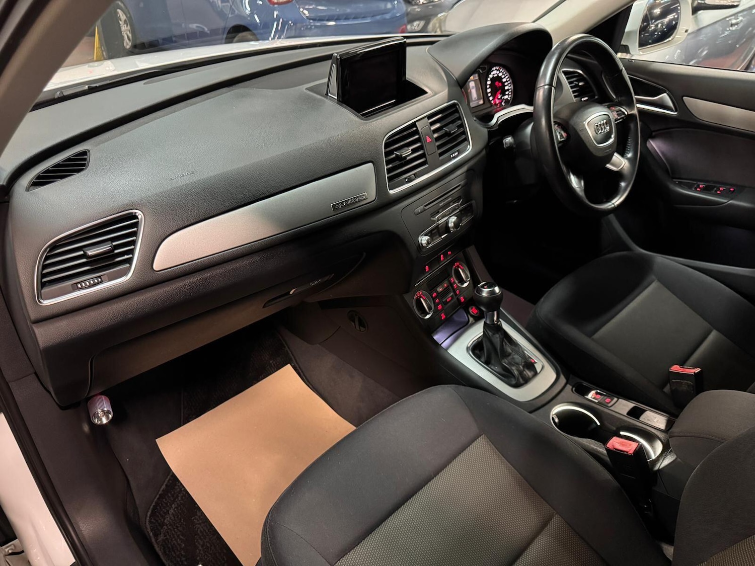 Used Audi Q3 for sale - 76389316: Photo 23