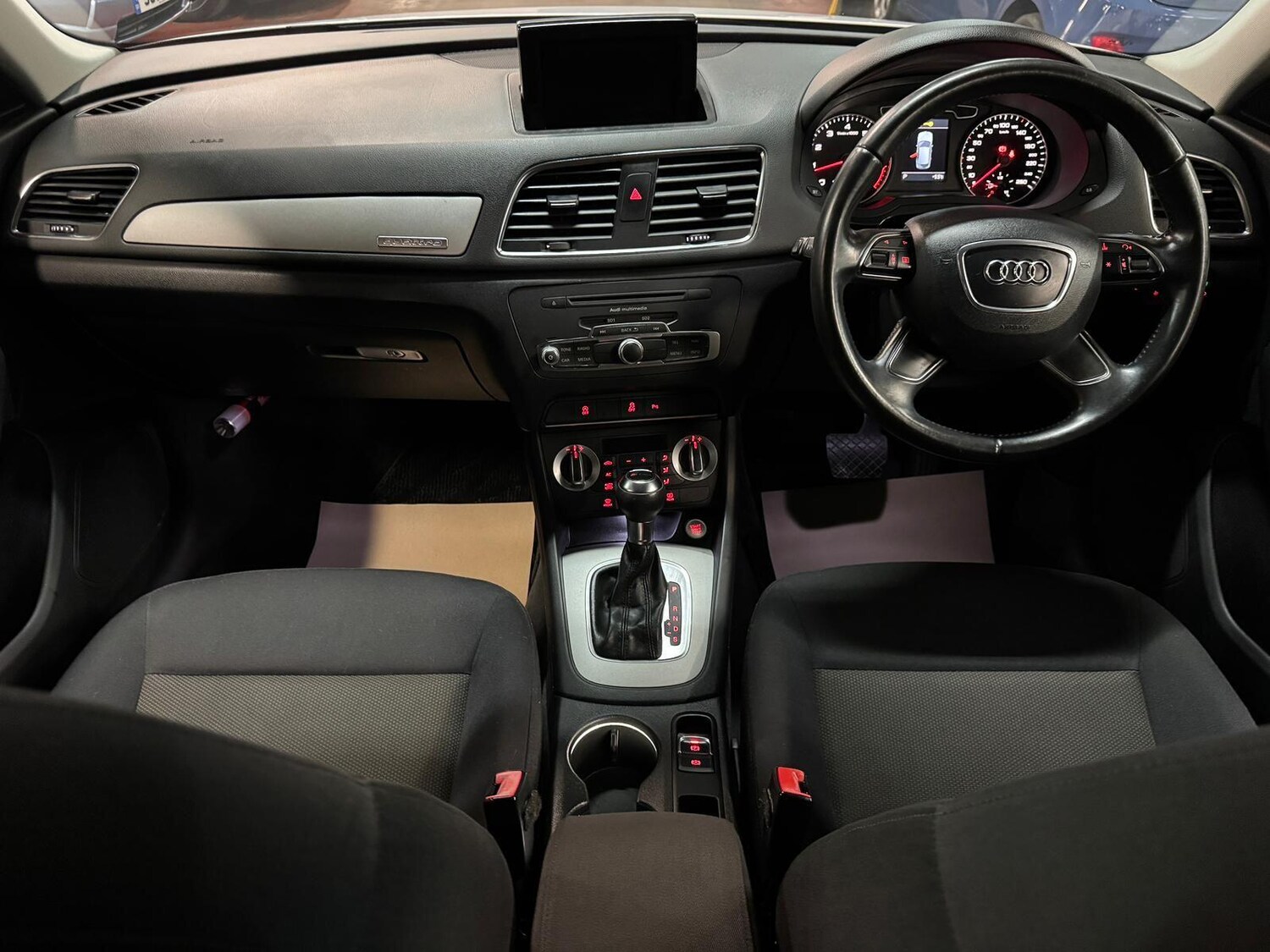 Used Audi Q3 for sale - 76389316: Photo 30