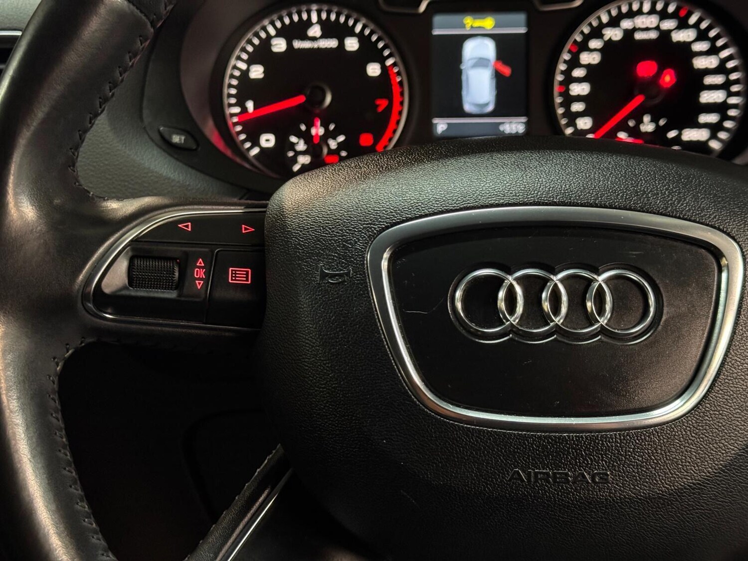 Used Audi Q3 for sale - 76389316: Photo 37