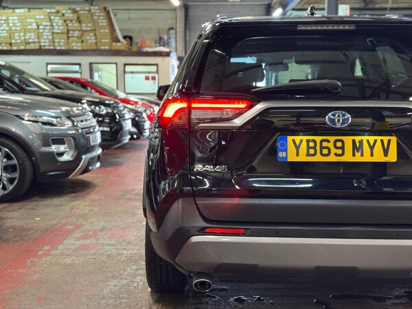 Used Toyota RAV4 2019 for sale - 76167193: Photo 15