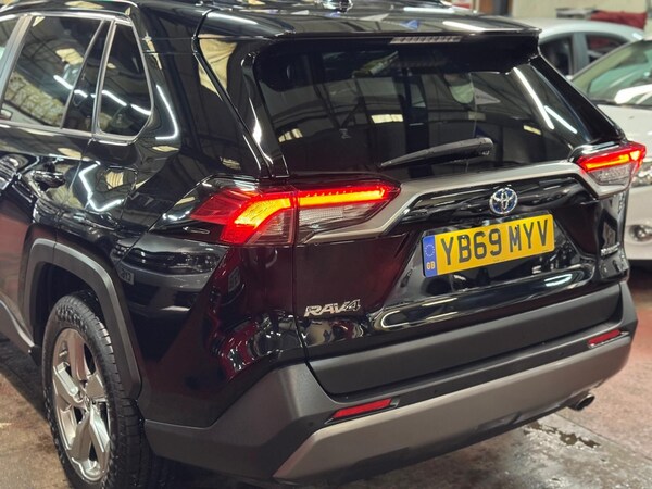 Used Toyota RAV4 2019 for sale - 76167193: Photo 16