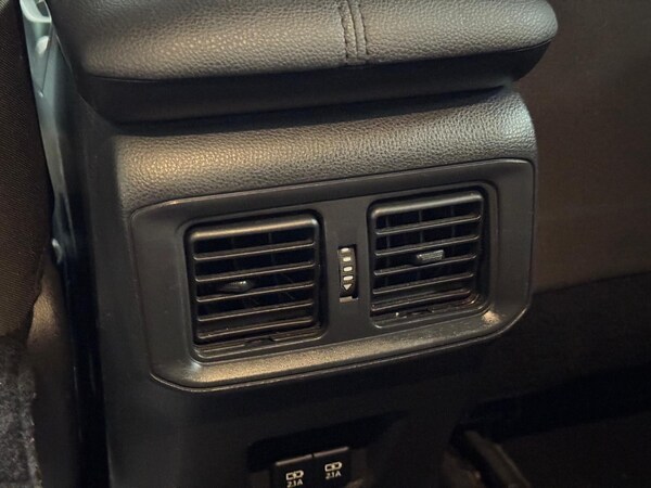 Used Toyota RAV4 2019 for sale - 76167193: Photo 37