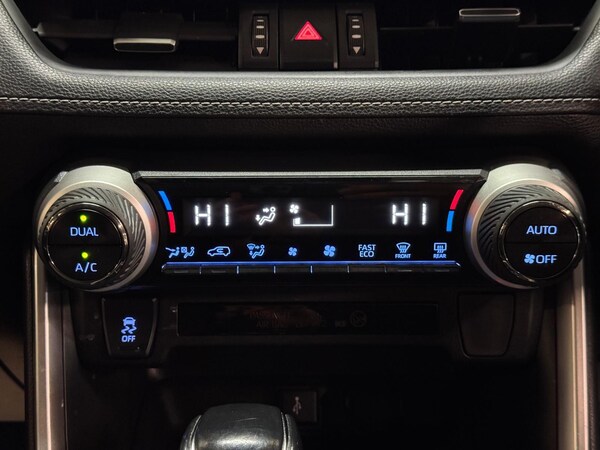 Used Toyota RAV4 2019 for sale - 76167193: Photo 53