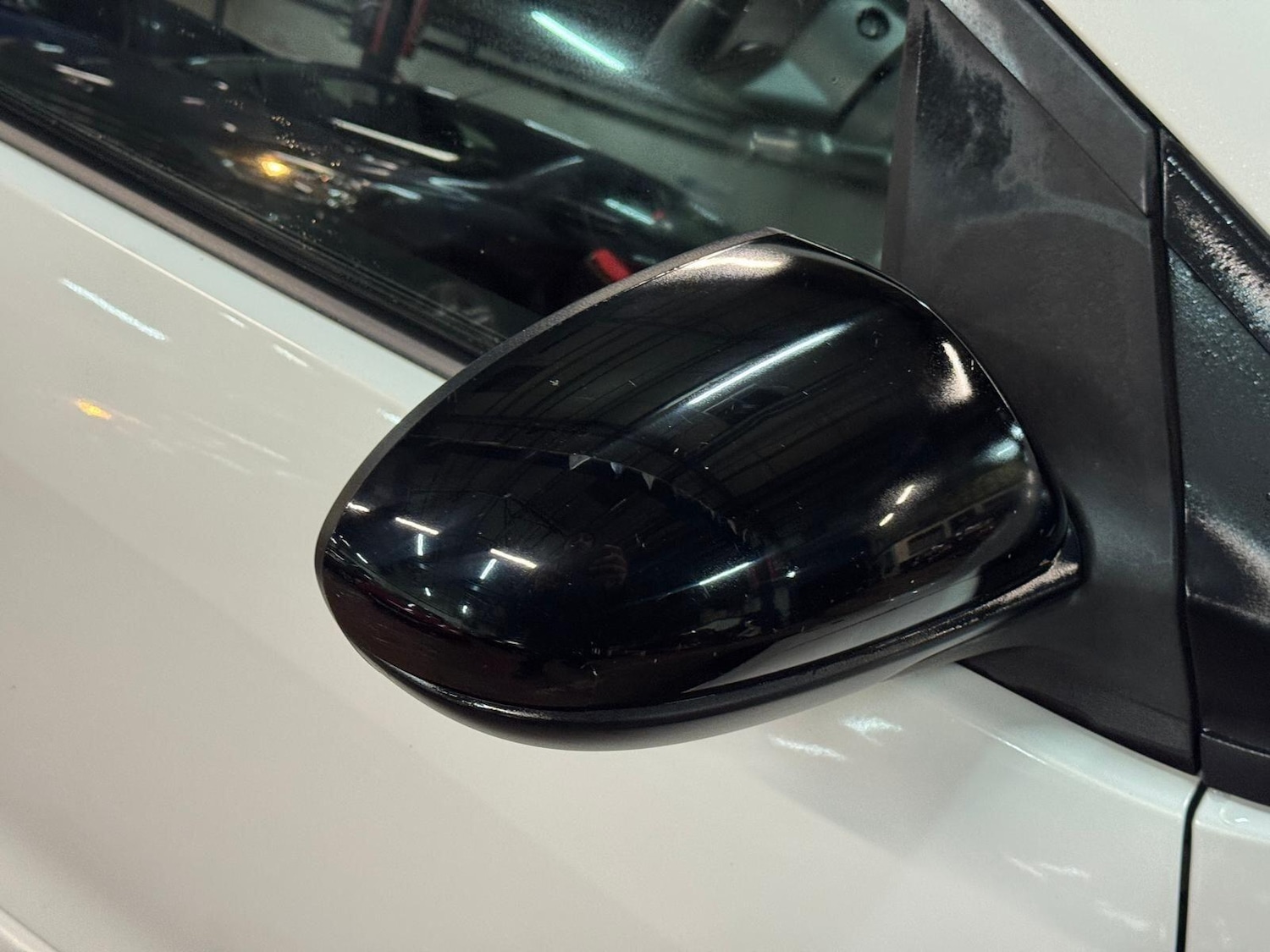 Used Mazda Mazda2 2013 for sale - 77345000: Photo 8