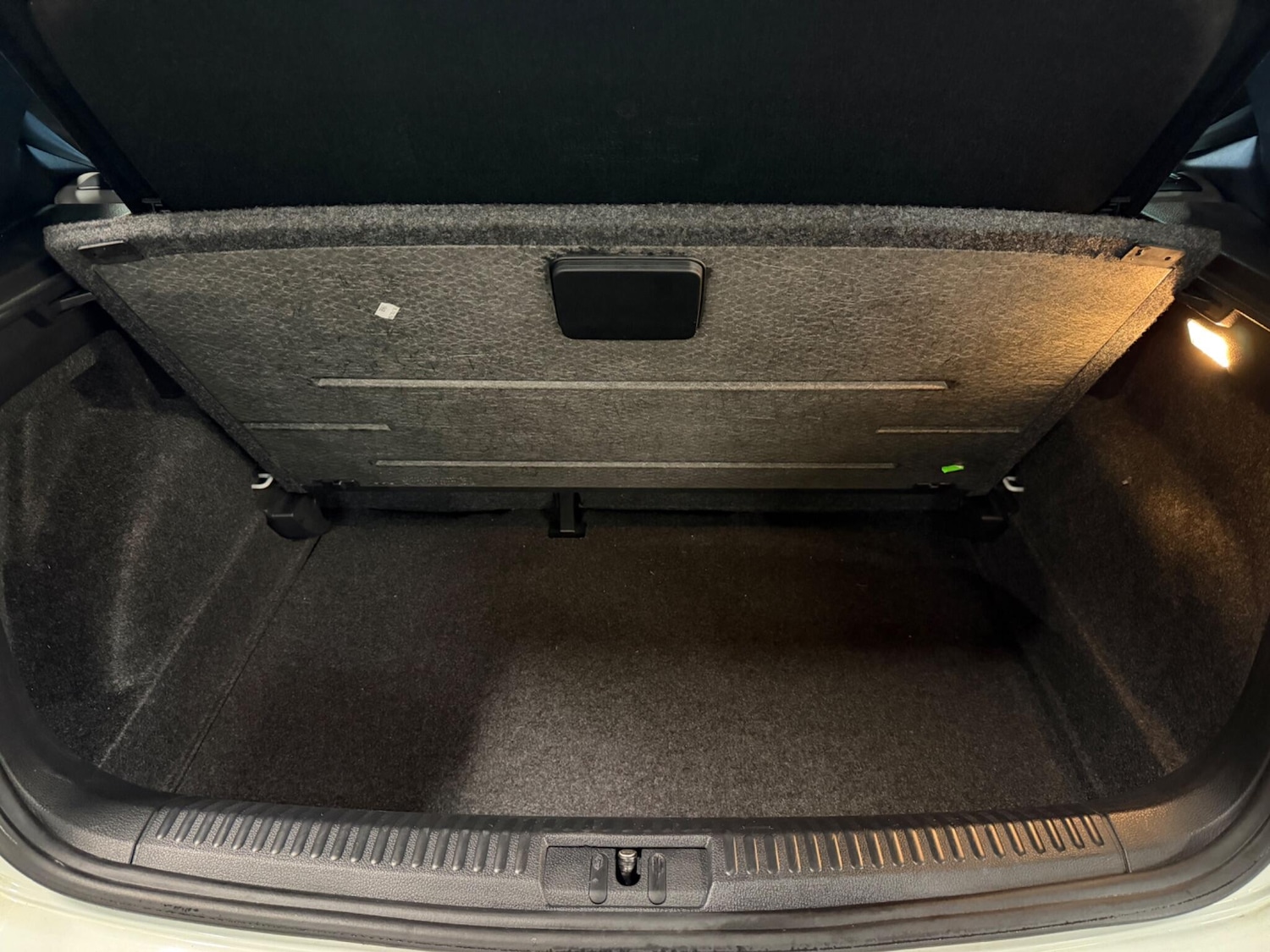 Used Volkswagen Polo for sale - 77704704: Photo 38