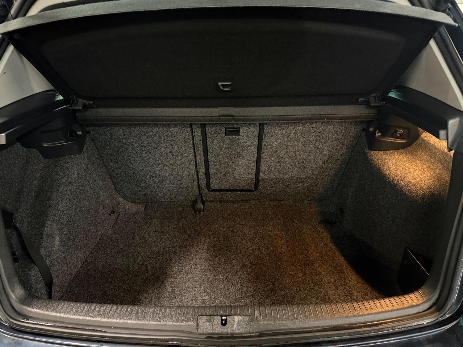 Used Volkswagen Golf 2009 for sale - 76226581: Photo 40