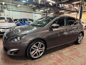 Used Peugeot 308 2014 for sale - 76839939: Photo