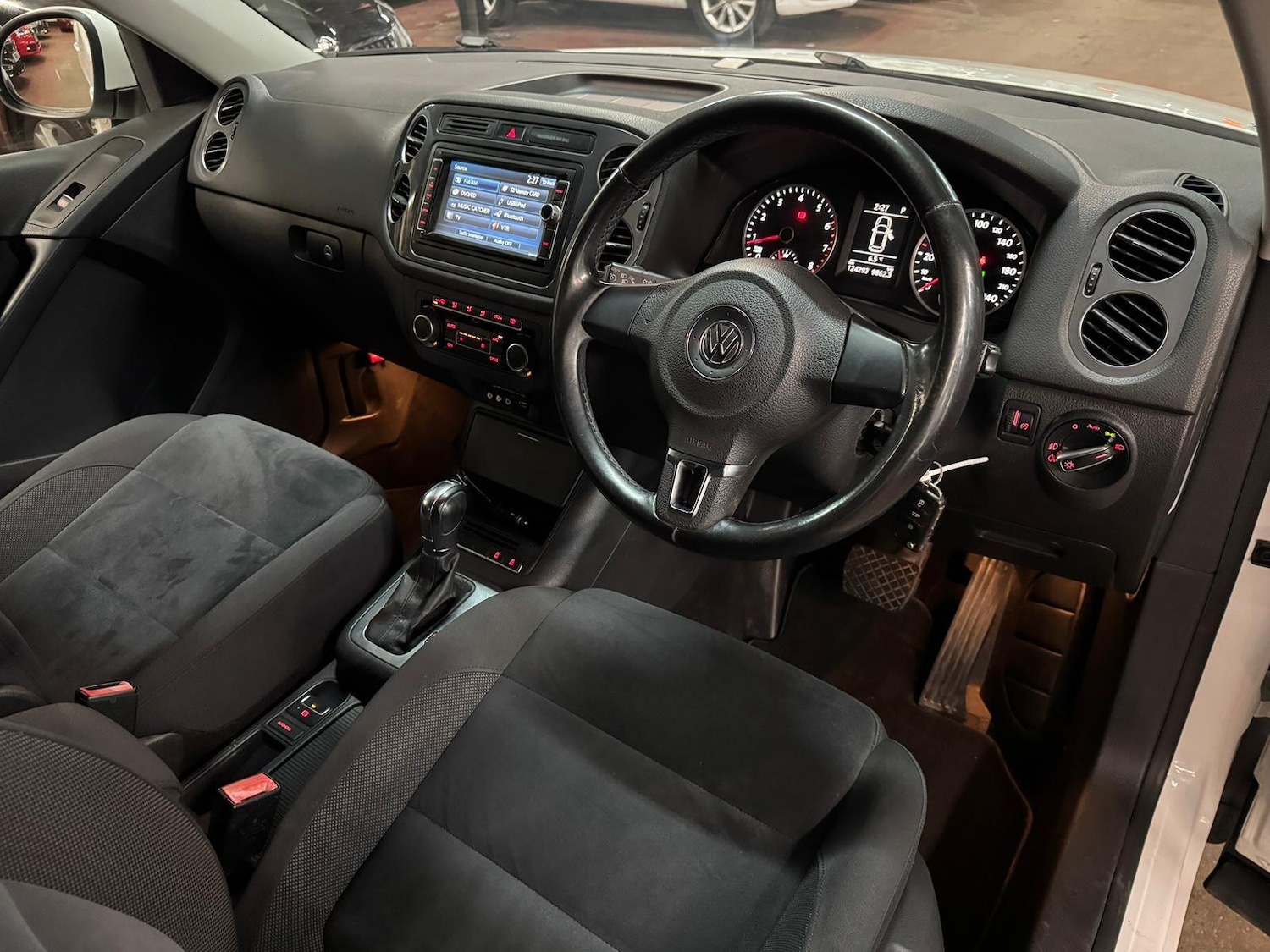 Used Volkswagen Tiguan for sale - 77575012: Photo 19