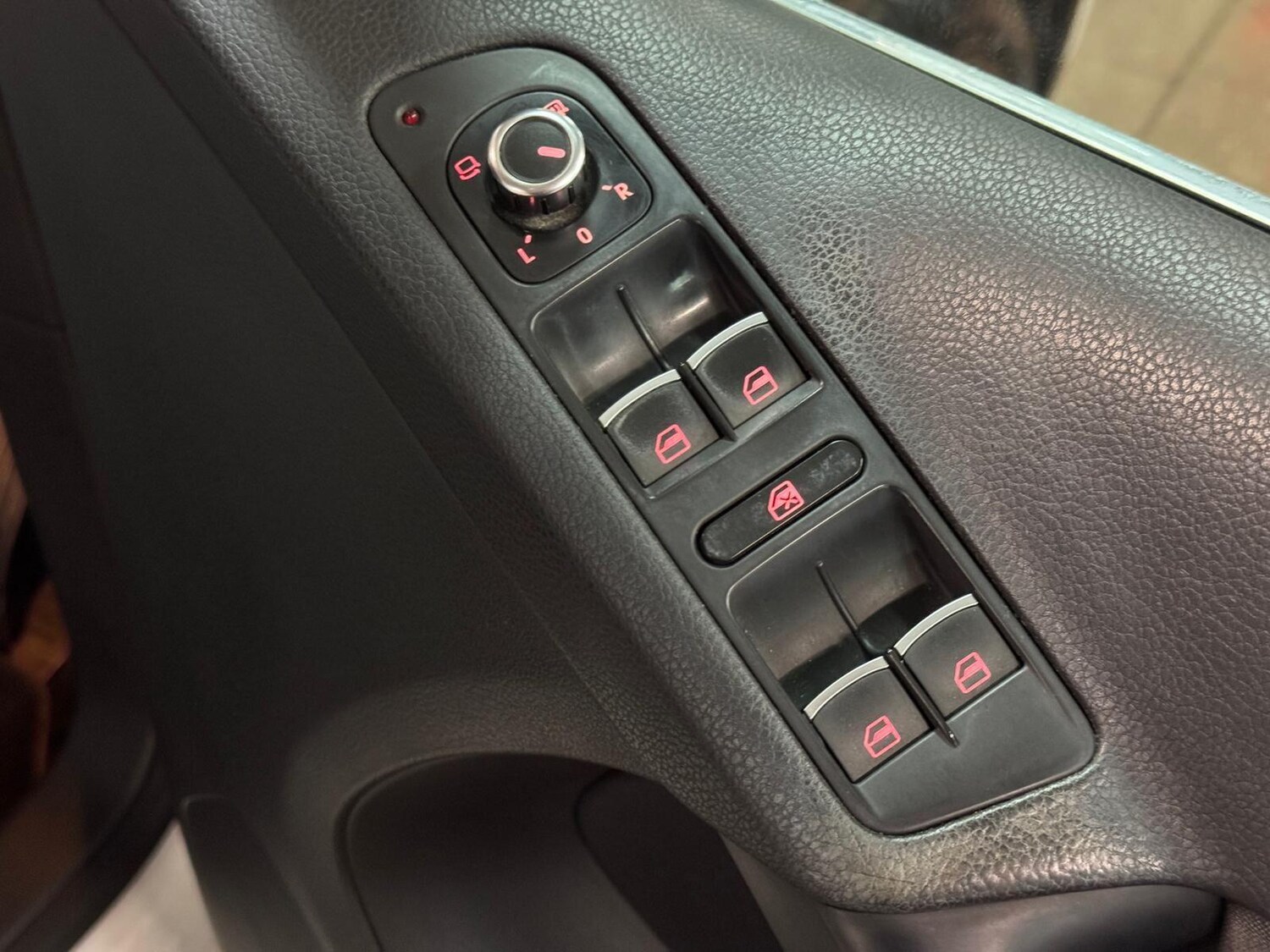 Used Volkswagen Tiguan for sale - 77575012: Photo 39