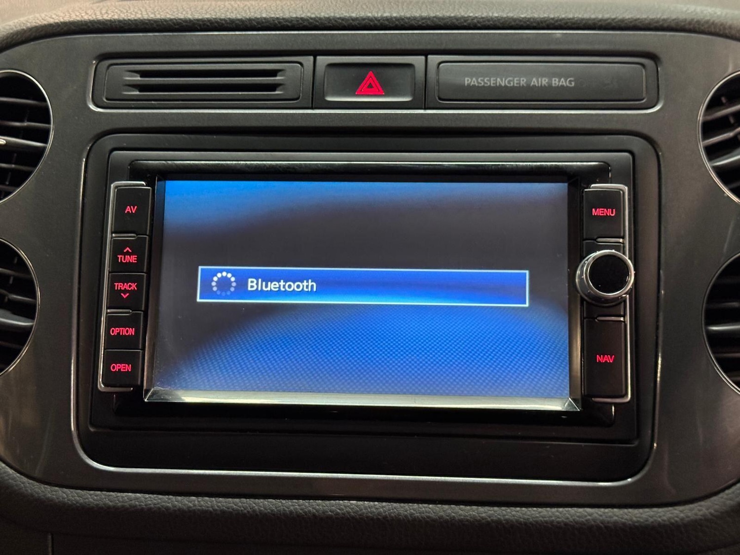 Used Volkswagen Tiguan for sale - 77575012: Photo 42