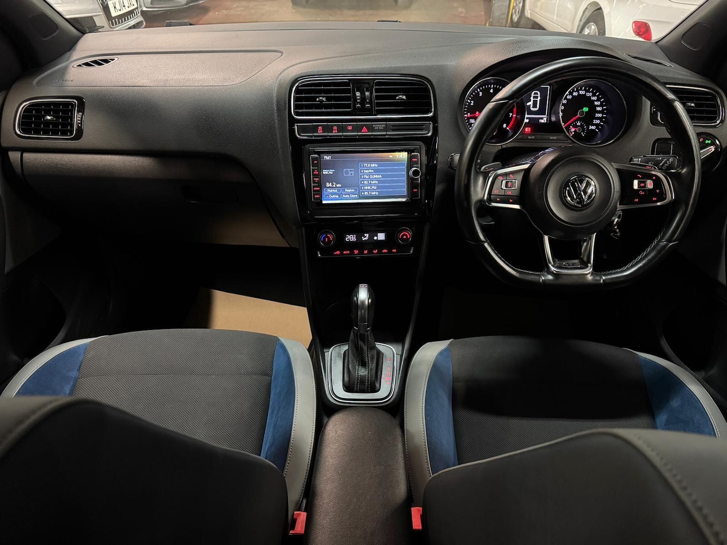 Used Volkswagen Polo for sale - 76620333: Photo 32