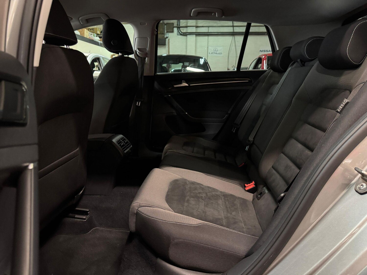 Used Volkswagen Golf for sale - 76189338: Photo 27