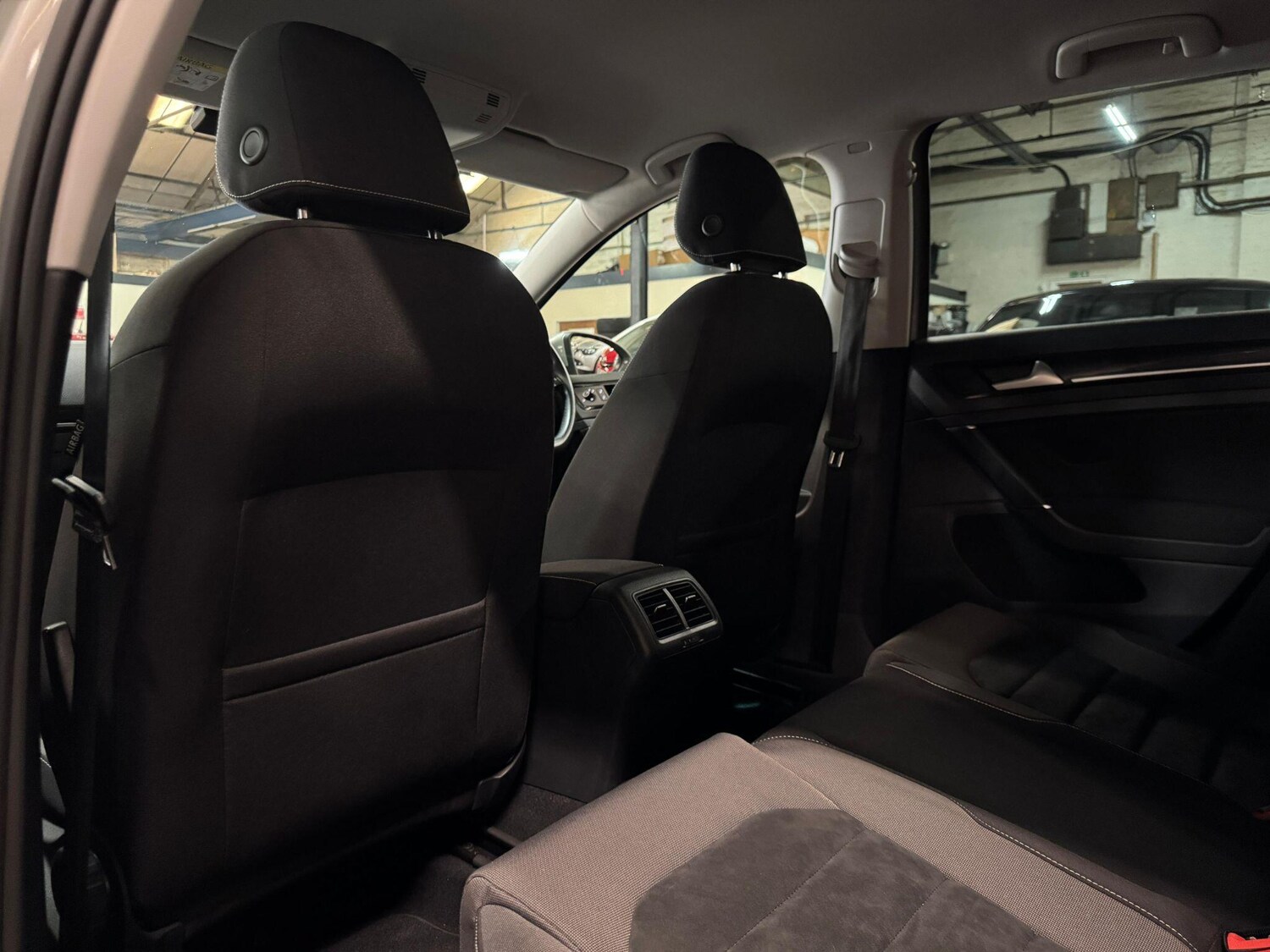 Used Volkswagen Golf for sale - 76189338: Photo 29