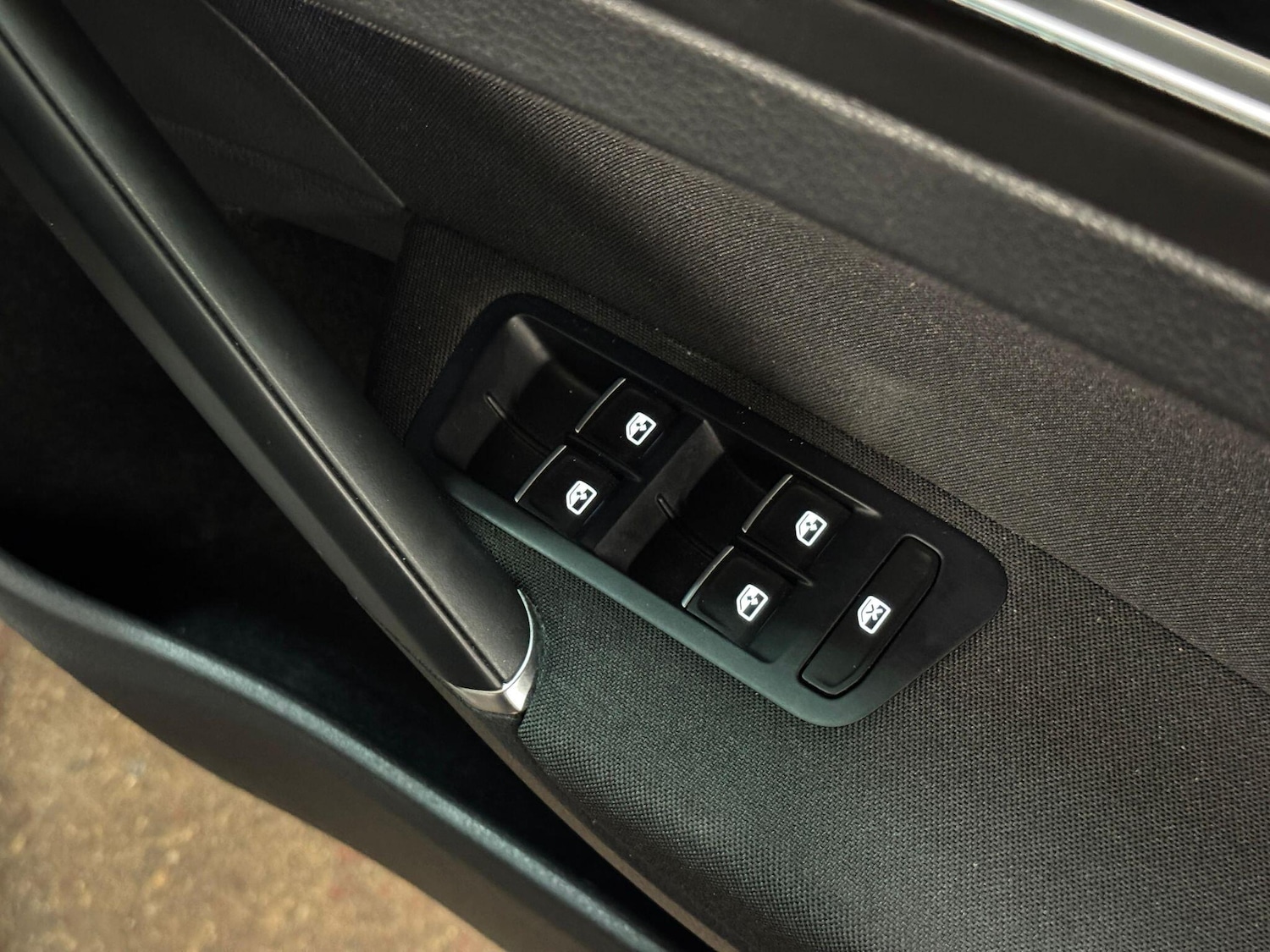 Used Volkswagen Golf for sale - 76189338: Photo 42