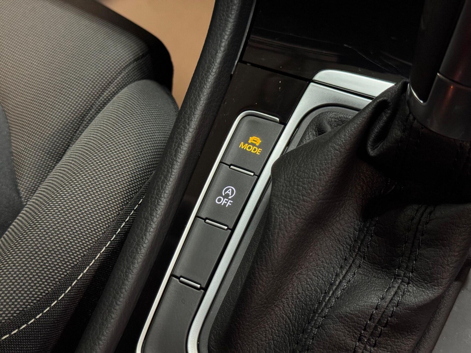 Used Volkswagen Golf for sale - 76189338: Photo 51