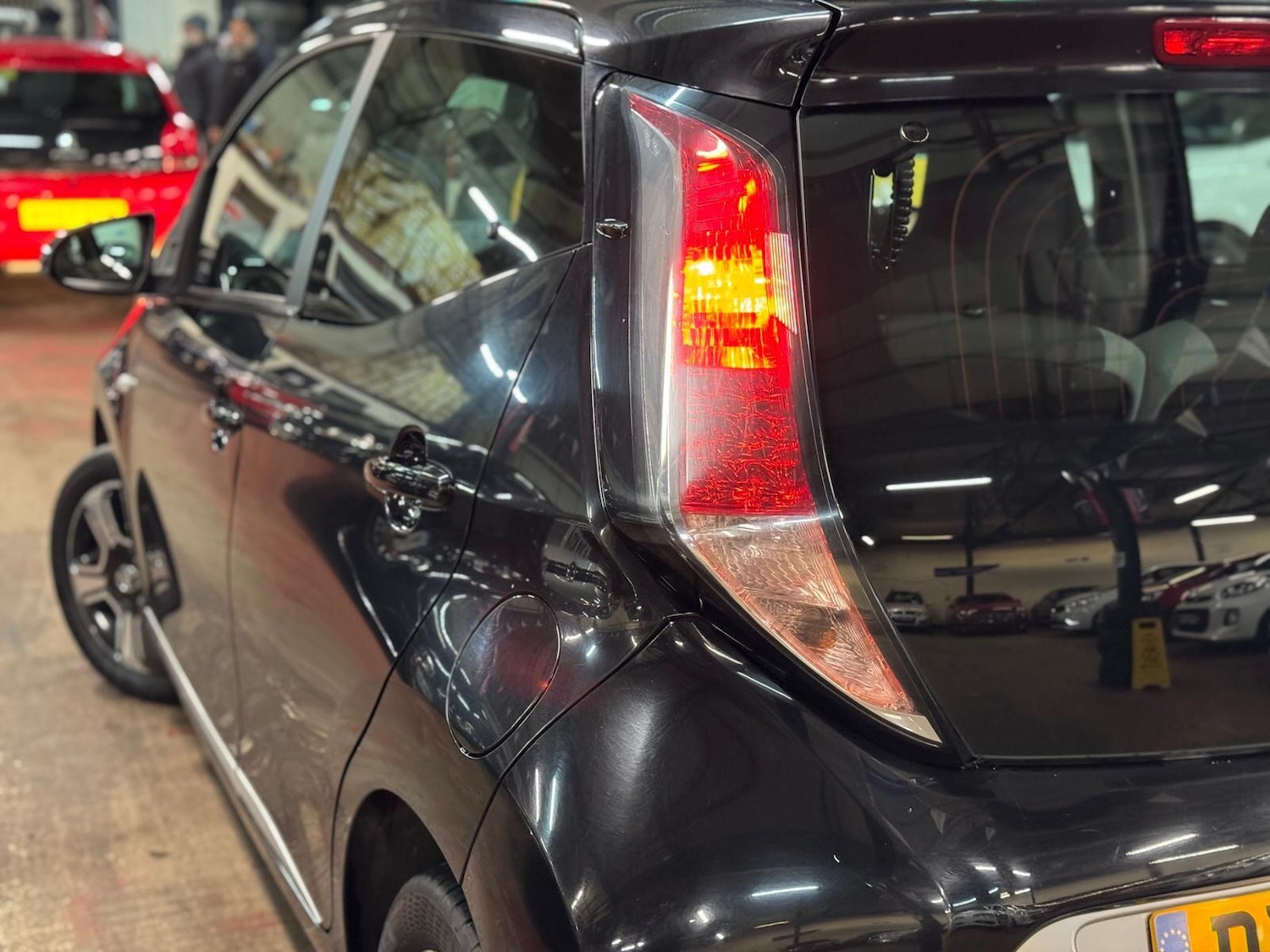 Used Toyota AYGO 2015 for sale - 77120799: Photo 13