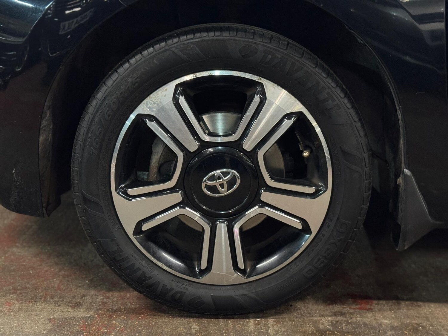 Used Toyota AYGO 2015 for sale - 77120799: Photo 15