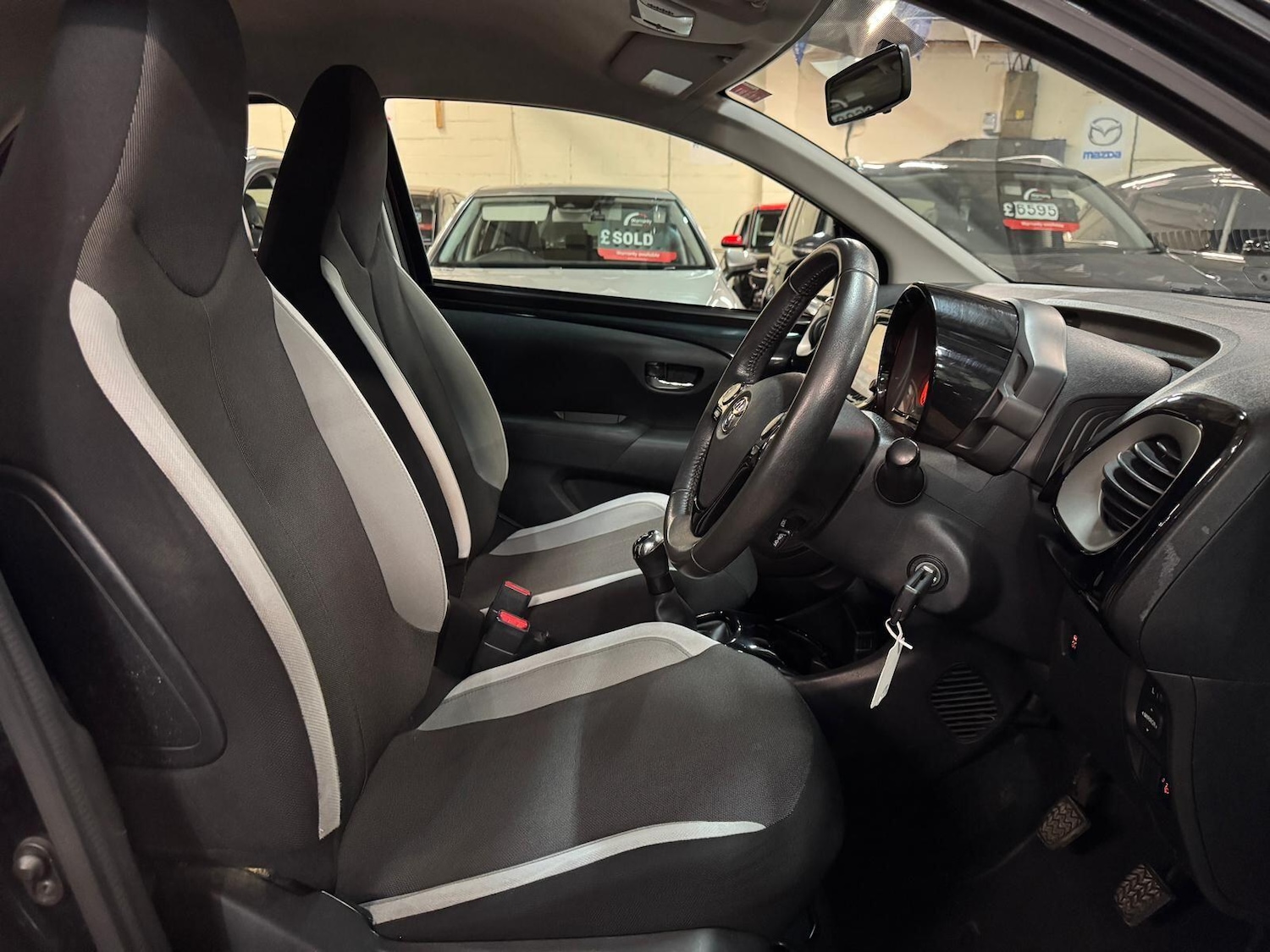 Used Toyota AYGO 2015 for sale - 77120799: Photo 17