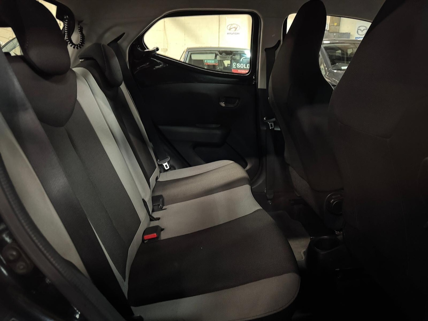 Used Toyota AYGO 2015 for sale - 77120799: Photo 23