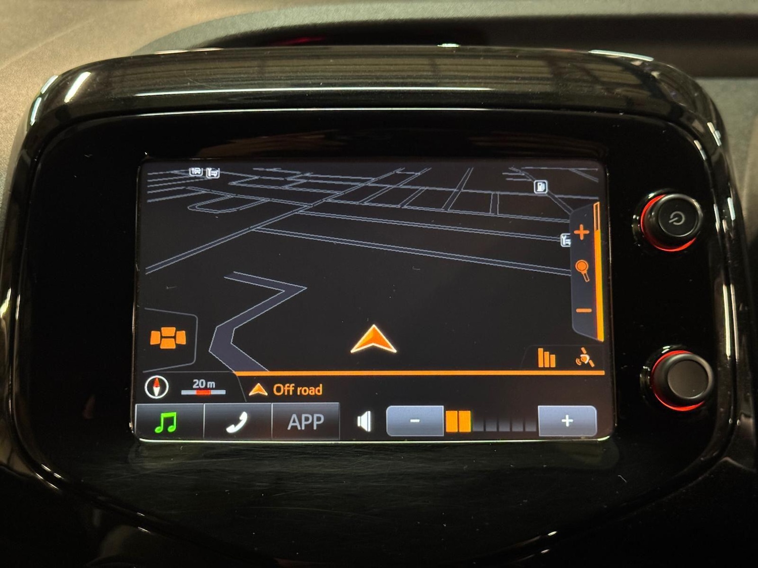 Used Toyota AYGO 2015 for sale - 77120799: Photo 40