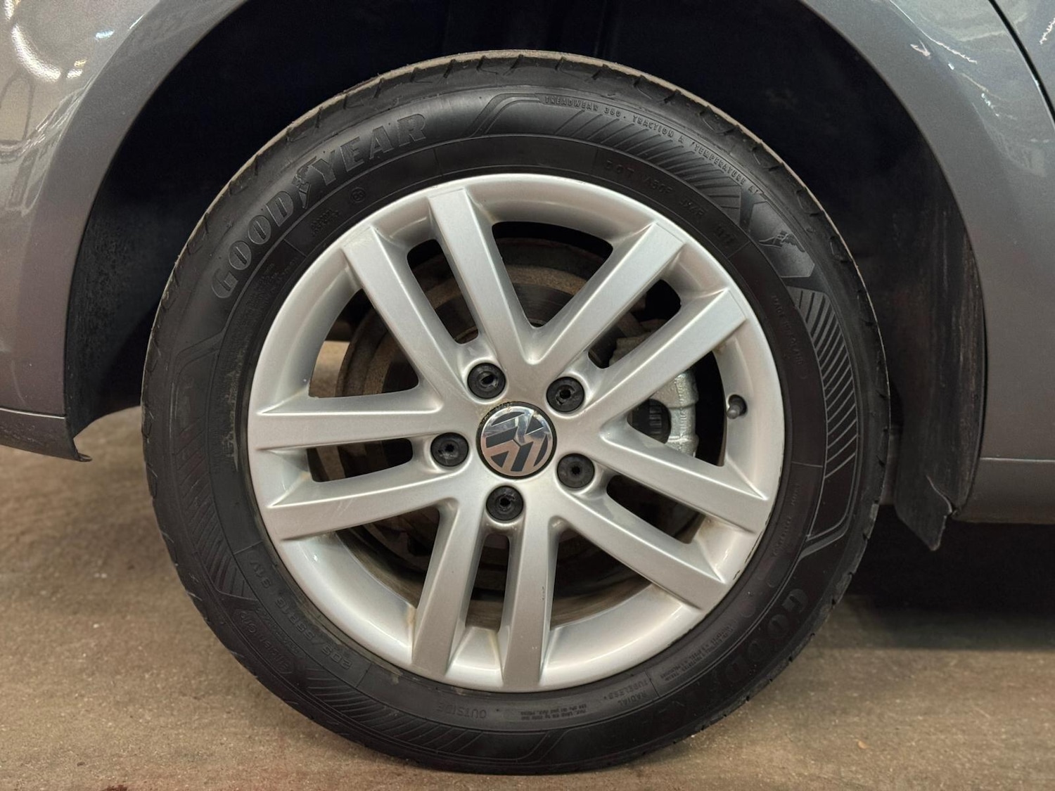 Used Volkswagen Touran 2015 for sale - 77109764: Photo 17