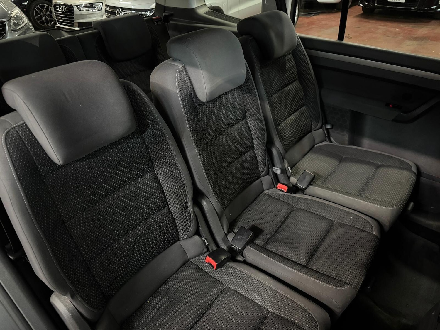 Used Volkswagen Touran 2015 for sale - 77109764: Photo 28