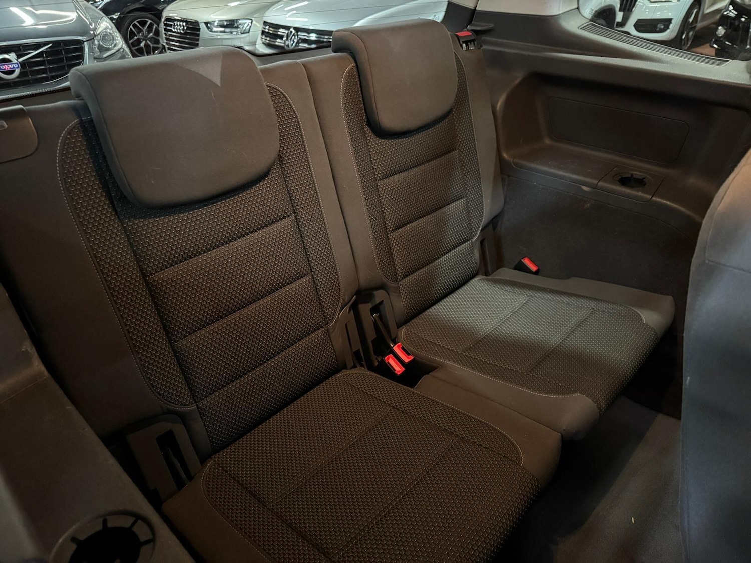 Used Volkswagen Touran 2015 for sale - 77109764: Photo 29